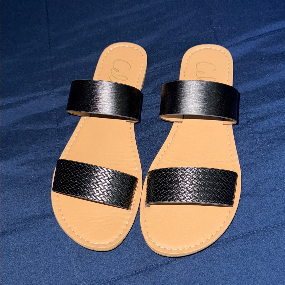 CELIA WOMEN’S BLACK & TAN ATLAS 2 BAND SLIDE SANDALS - Size 7